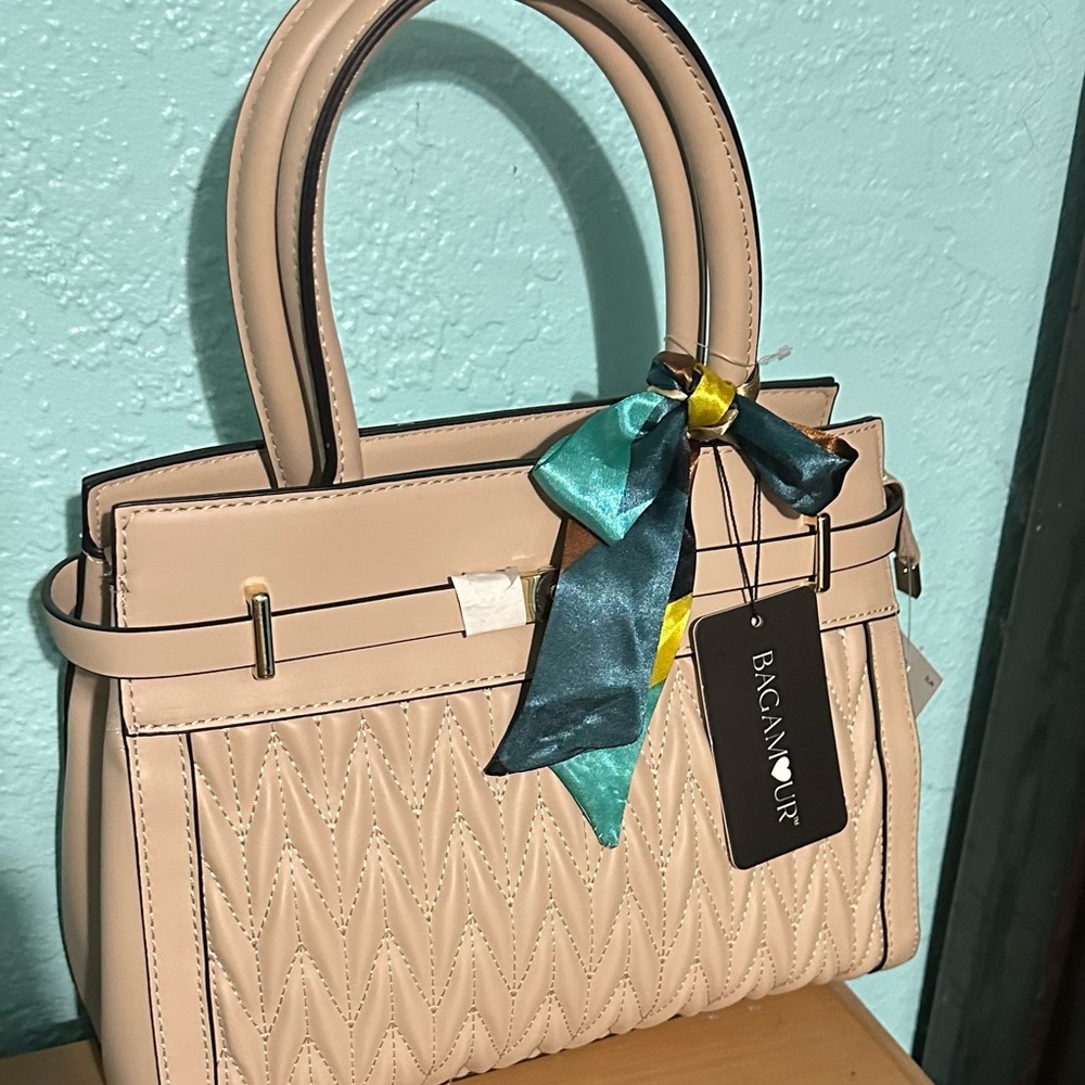 Elegant Beige Women's Handbag